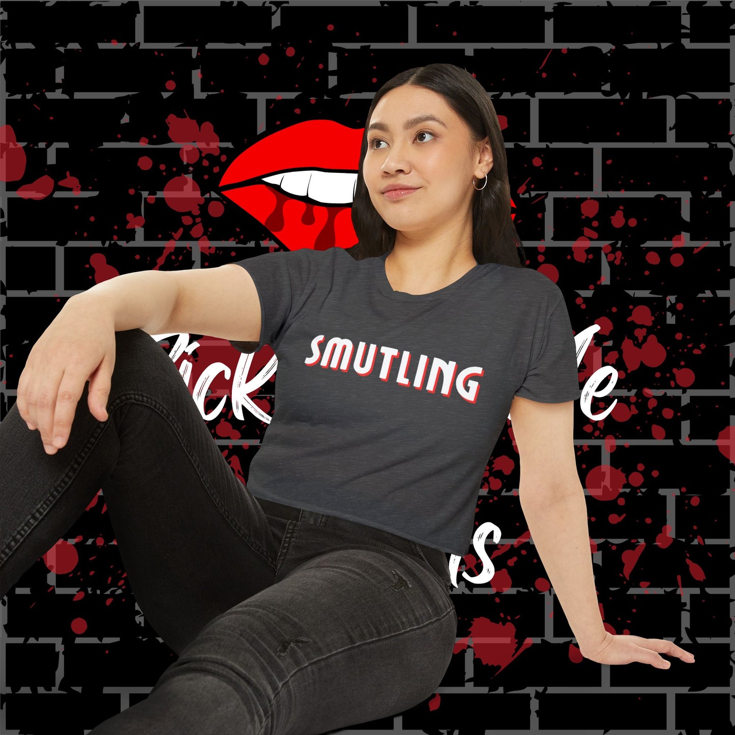 Smutling Crop Top